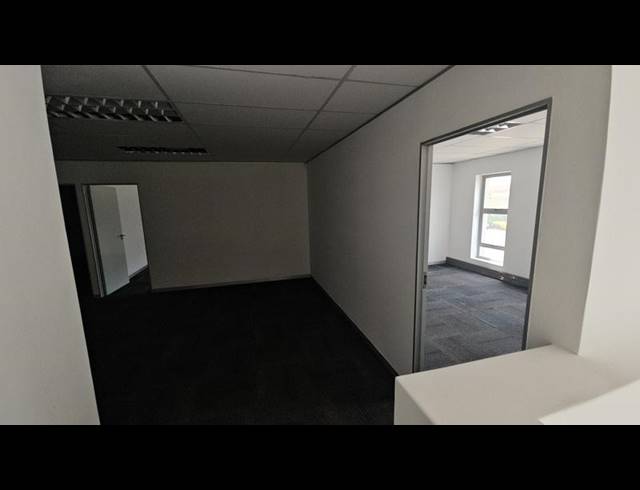 INDUSTRIAL PROPERTY TO RENT IN OLIFANTSFONTEIN